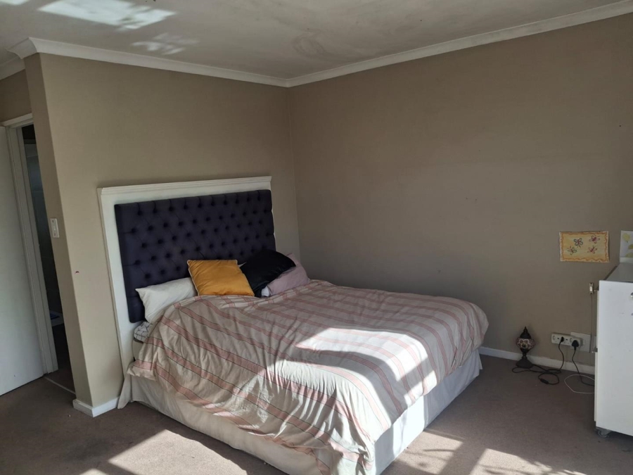 2 Bedroom Property for Sale in Woodbridge Island Western Cape